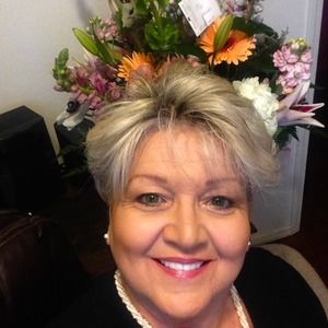 Meet your Posher, Mitzi